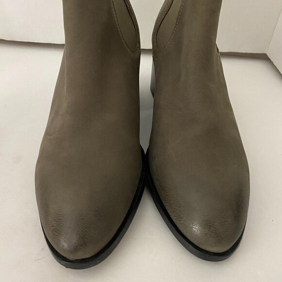 Seychelles Women's In A Trance Gray Leather Stacked Heel Ankle Booties Size 9 - Picture 4 of 9